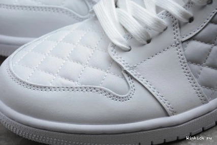 QUILTED AIR MID WHITE 1 JORDAN 1214